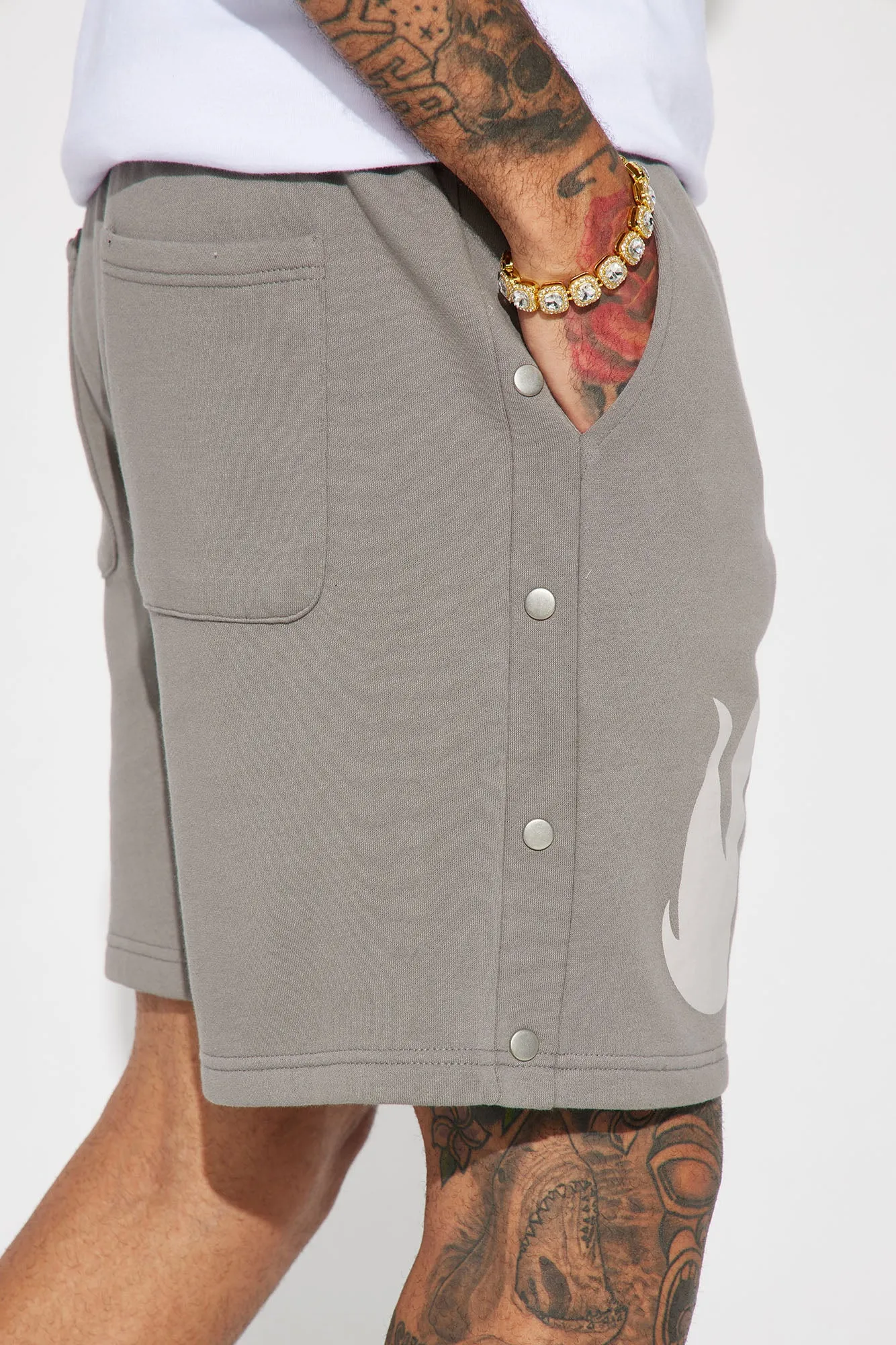 Blaze Up Relaxed Short - Grey
