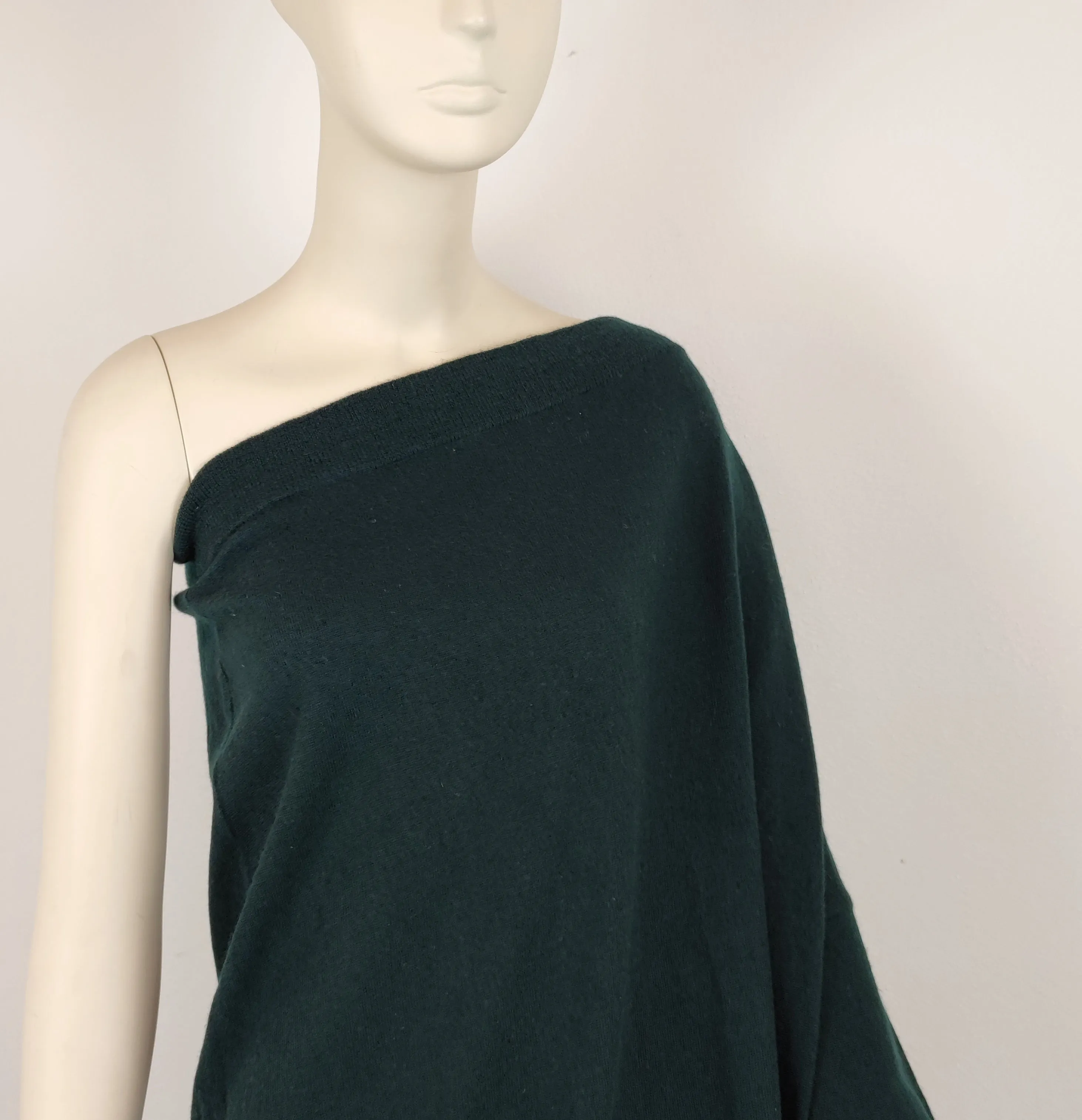 Maglione - abito monospalla Romeo Gigli 1990