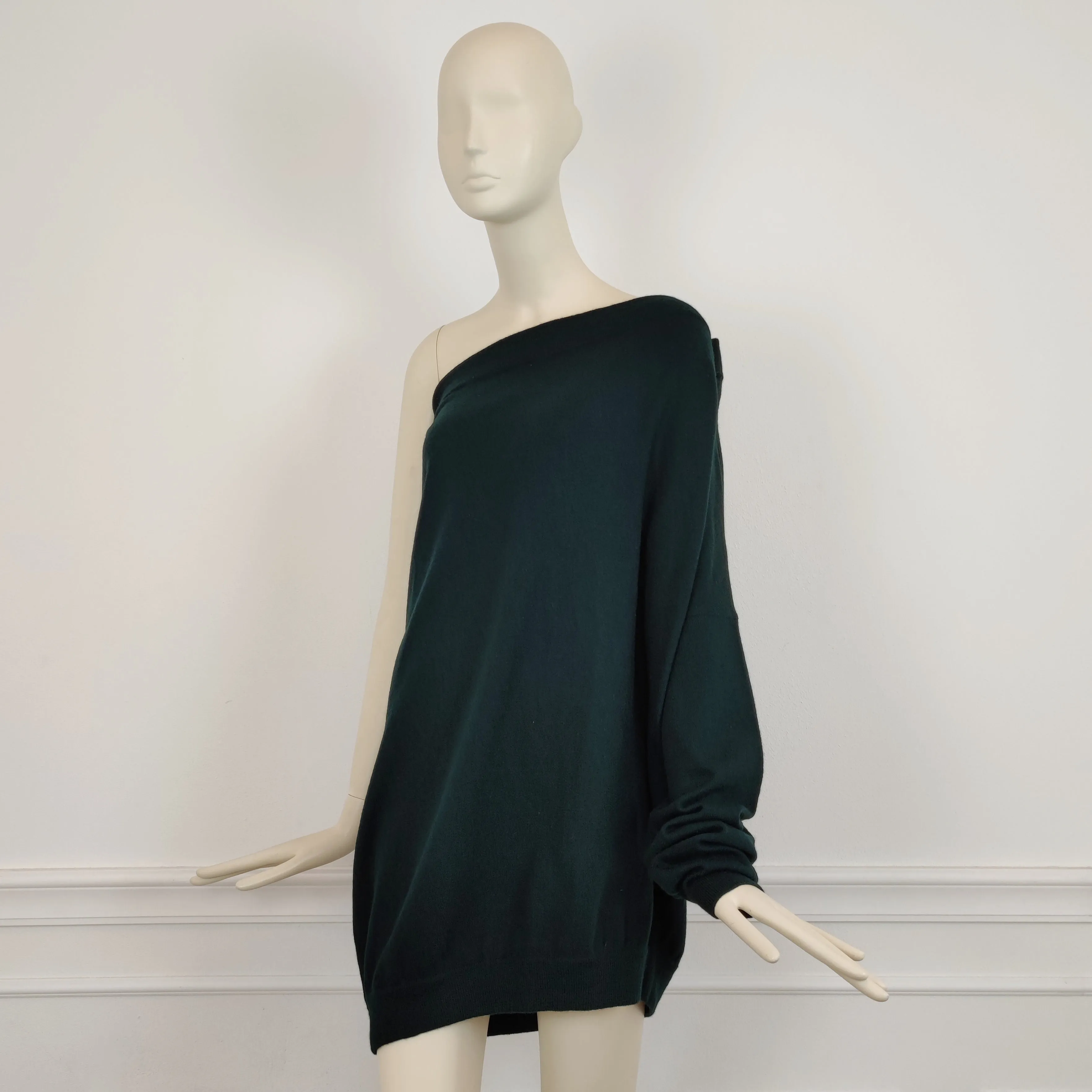 Maglione - abito monospalla Romeo Gigli 1990